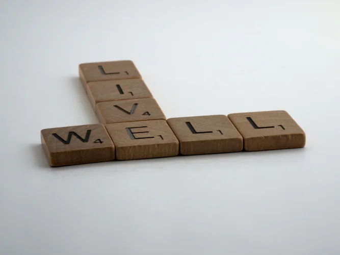 Live Well made from wooden letter pieces